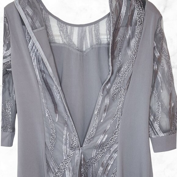 Ethereal Sheer Lace Panel Light Grey 3/4 Sleeve Midi Dress - Picture 4 of 5